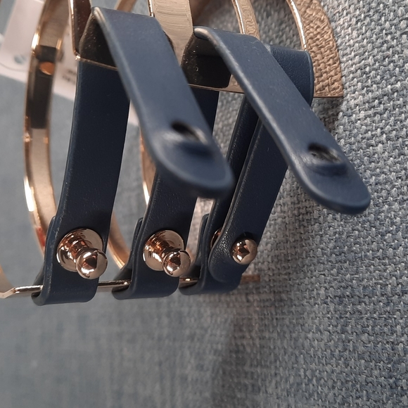 Fun Leather Strap Button Closure Cuff Bracelet Navy Blue Gold Metal Bands - Picture 5 of 7